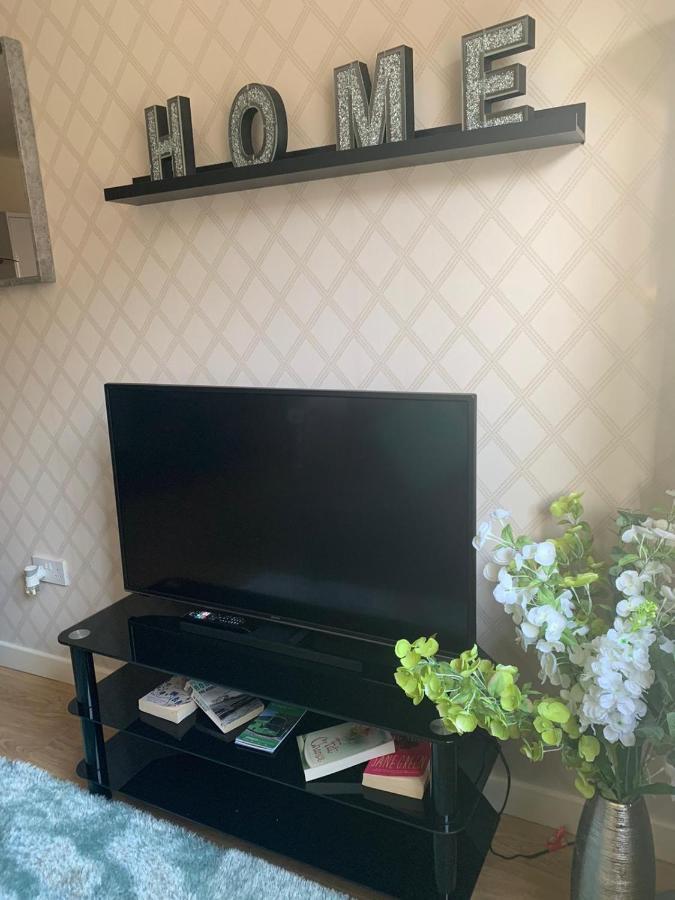 Absolute Stays In Sherwood- Nottingham Castle- Capital Fm Arena Nottingham- Contractors-Free Wifi- Free Parking- Long And Short Stays- Families-East Midlands Airport-Trent Bridge-Actors-Aria Court- Mansfield Buitenkant foto