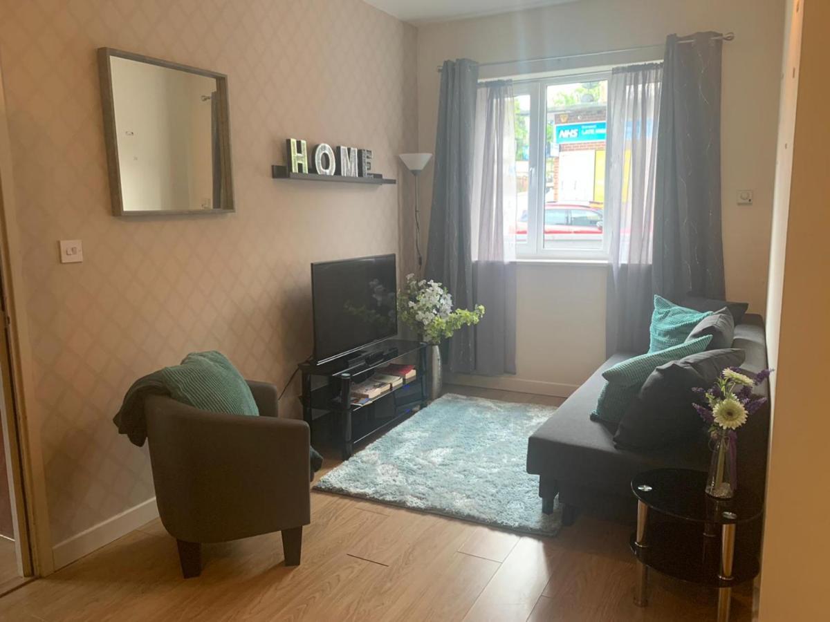 Absolute Stays In Sherwood- Nottingham Castle- Capital Fm Arena Nottingham- Contractors-Free Wifi- Free Parking- Long And Short Stays- Families-East Midlands Airport-Trent Bridge-Actors-Aria Court- Mansfield Buitenkant foto